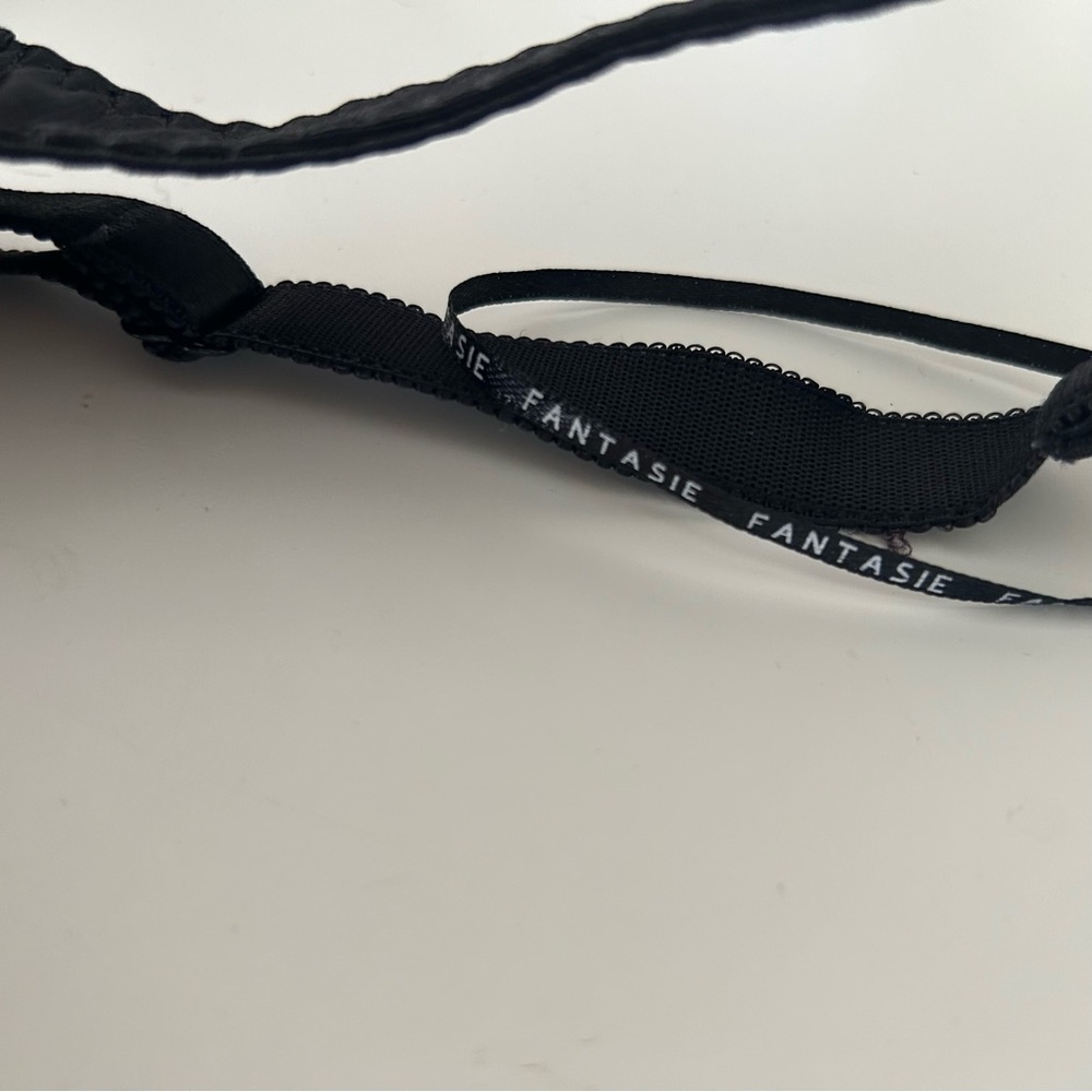 Fantasie smooth cup bra black 30G - Picture 4 of 7
